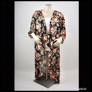 LuLaRue Floral Shirley